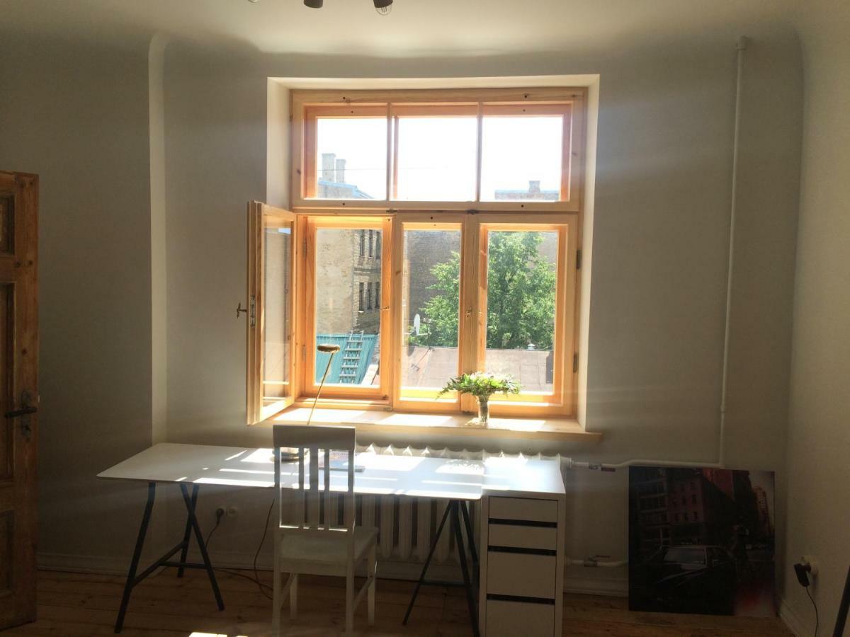 Sunrise Apartment In The Quiet Centre Riga Exterior photo